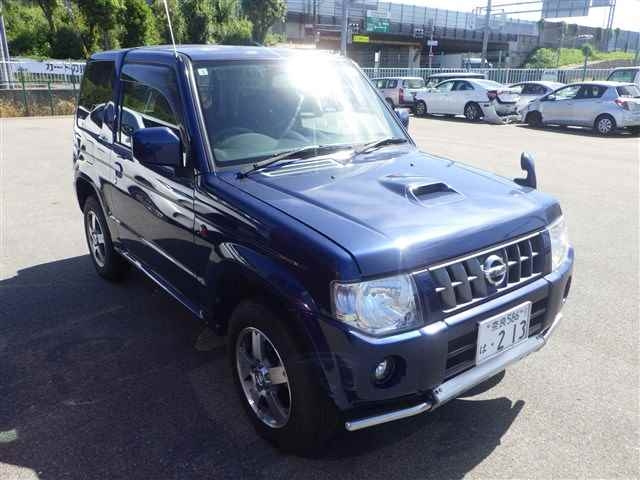 NISSAN KIX 2009
