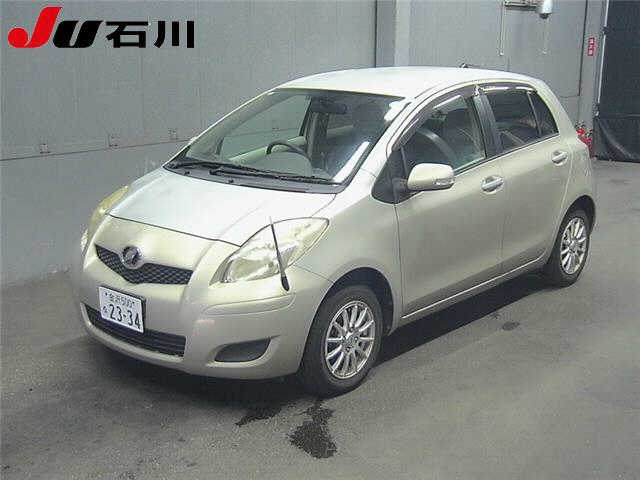 TOYOTA VITZ 2009