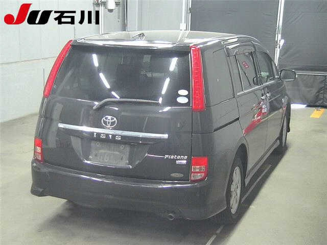 TOYOTA ISIS 2010