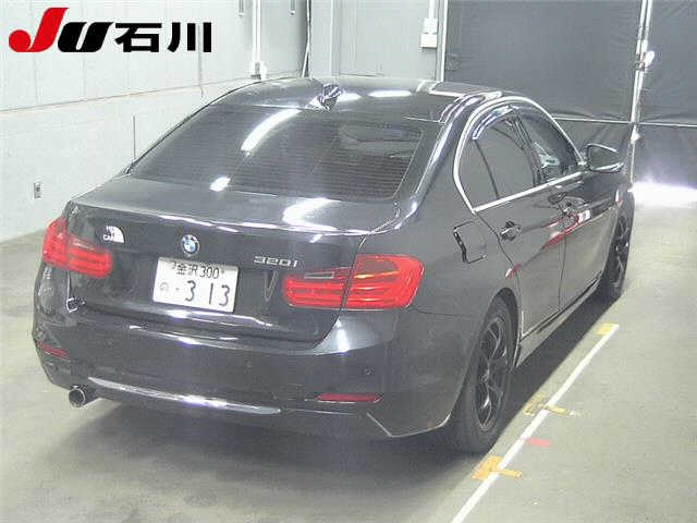 BMW 3 SERIES 2013