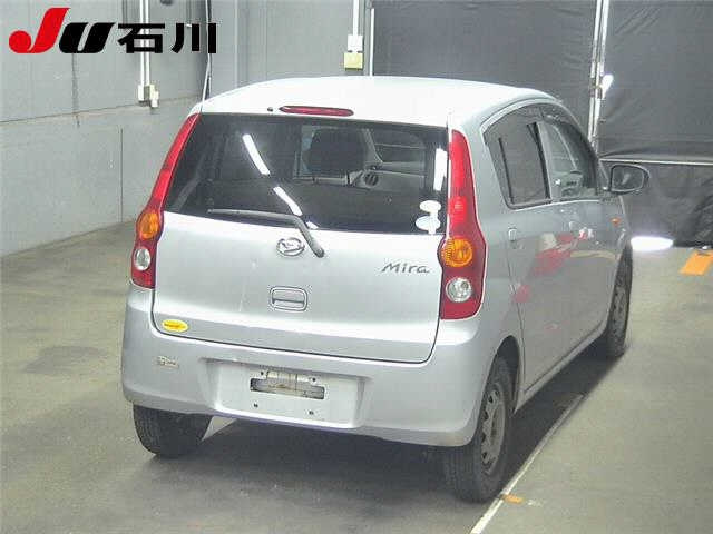DAIHATSU MIRA 2011