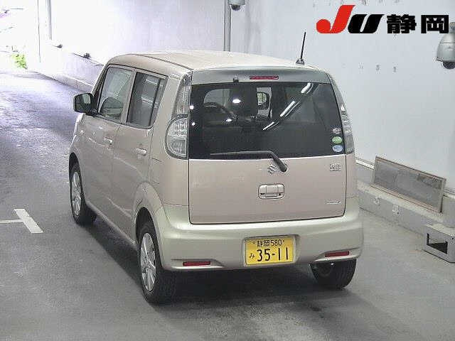 SUZUKI MRWAGON 2015