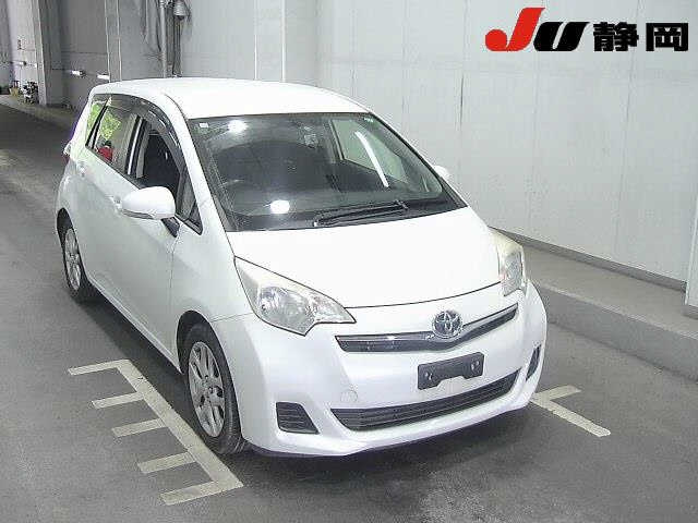TOYOTA RACTIS 2012