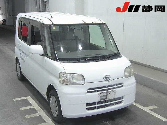 DAIHATSU TANTO 2008