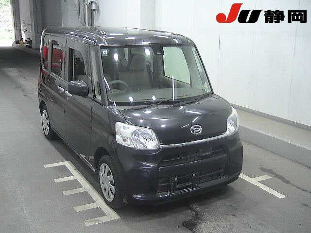 DAIHATSU TANTO 2015