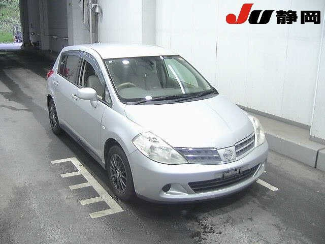 NISSAN TIIDA 2012