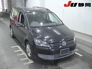 VOLKSWAGEN GOLF TOURAN 2012