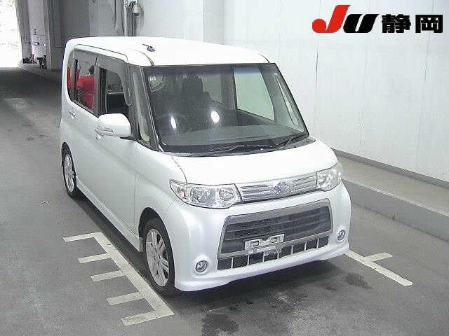 DAIHATSU TANTO 2012