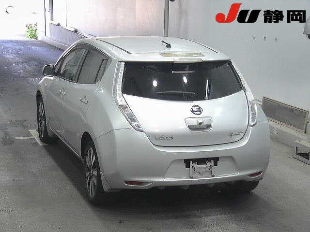 NISSAN LEAF 2014
