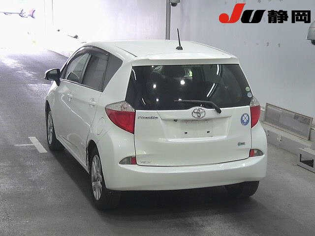 TOYOTA RACTIS 2012