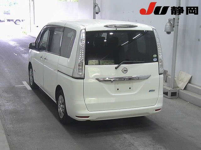 NISSAN SERENA 2012
