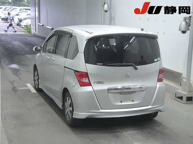 HONDA FREED 2008