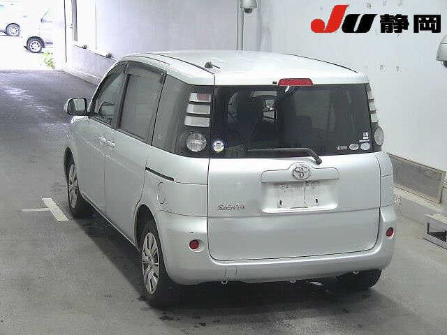 TOYOTA SIENTA 2008