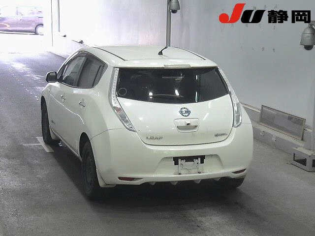 NISSAN LEAF 2014