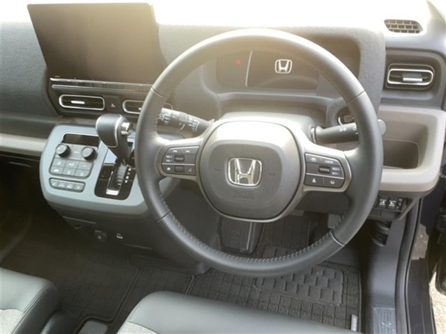 HONDA FREED 2025