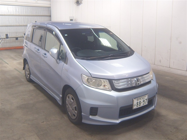 HONDA FREED 2013