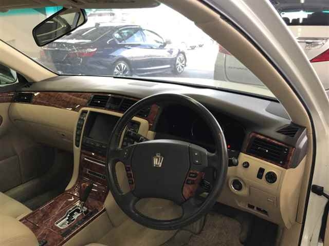 TOYOTA CROWN 2008