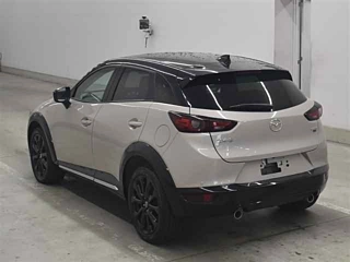 Заказать MAZDA CX-3