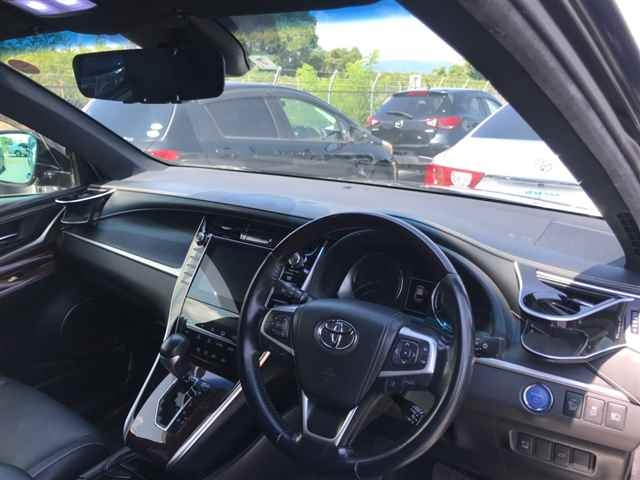TOYOTA HARRIER 2014