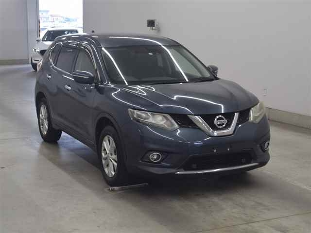 NISSAN X-TRAIL 2015