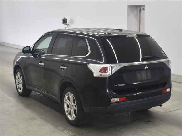 MITSUBISHI OUTLANDER 2013