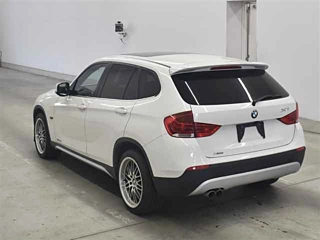 Заказать BMW X1