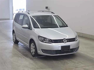 Заказать VOLKSWAGEN GOLF TOURAN