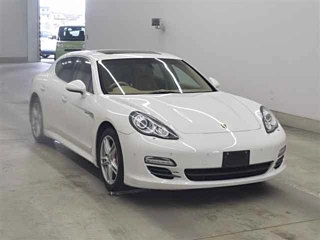 Заказать PORSCHE PANAMERA