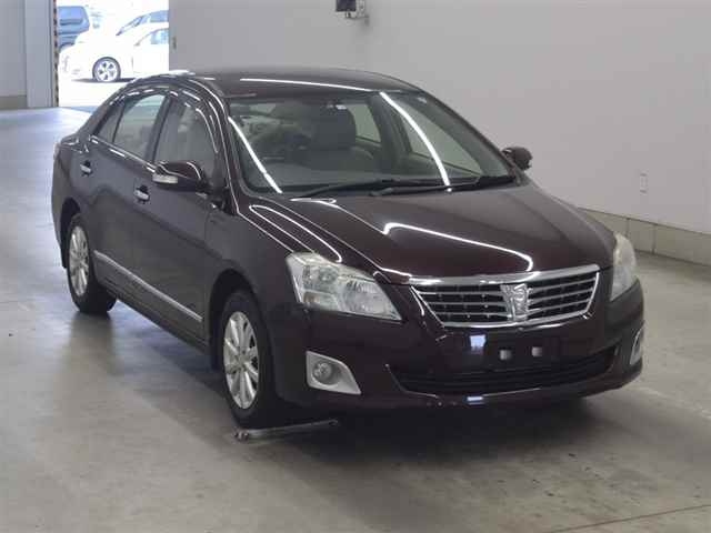 TOYOTA PREMIO 2012