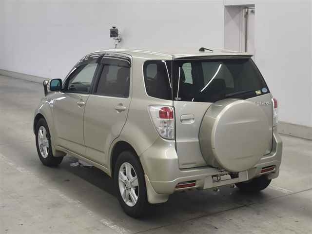 DAIHATSU BEGO 2010