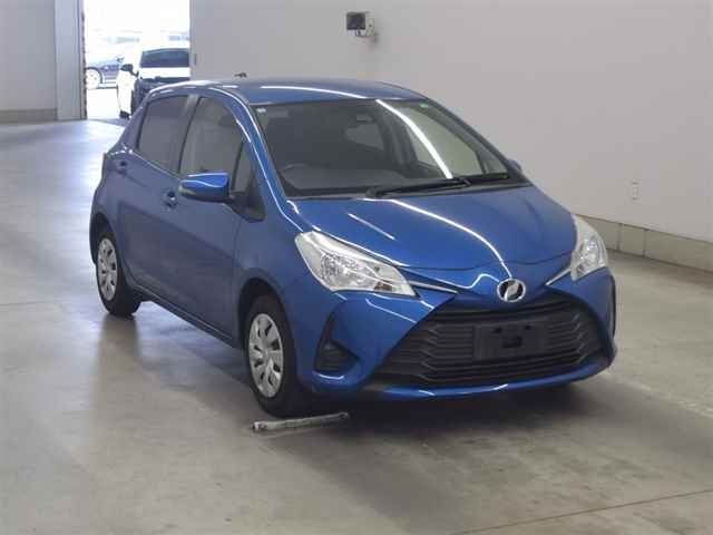 TOYOTA VITZ 2019