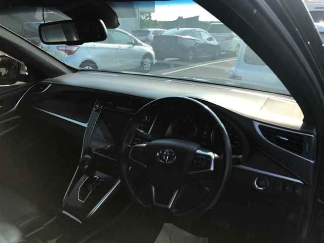 TOYOTA HARRIER 2014