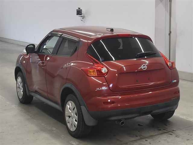 NISSAN JUKE 2010