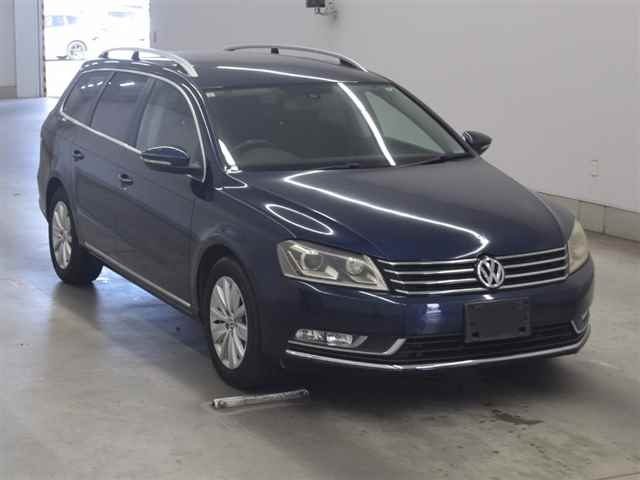 VOLKSWAGEN PASSAT VARIANT 2013