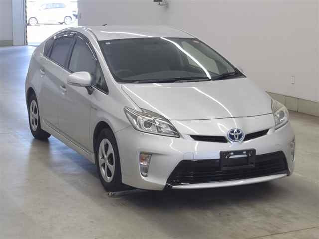 TOYOTA PRIUS 2014