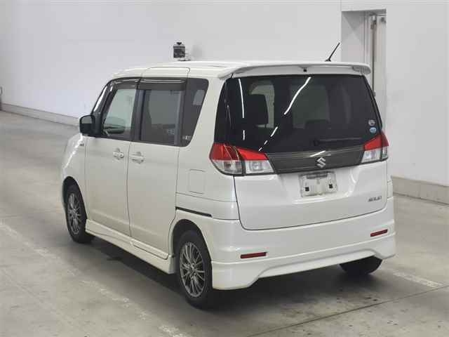 SUZUKI SOLIO 2012