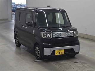 DAIHATSU WAKE 2014