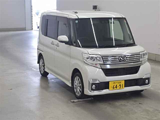 DAIHATSU TANTO 2018