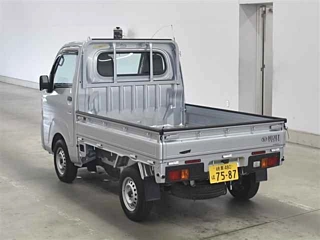 Заказать DAIHATSU HIJET TRUCK