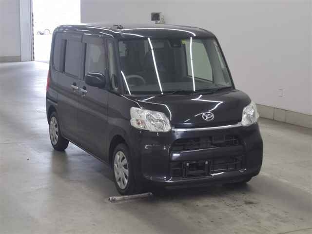 DAIHATSU TANTO 2016
