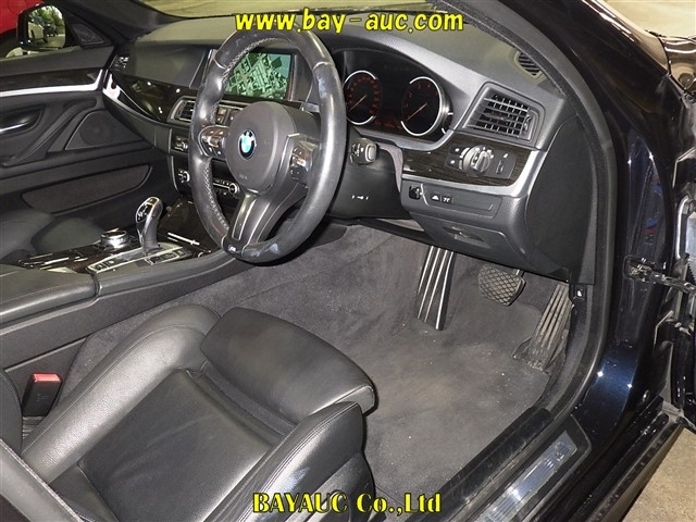 BMW 5 SERIES 2013