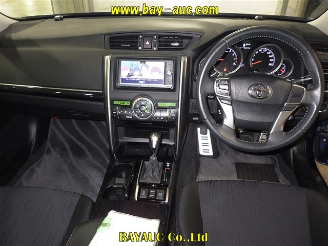 TOYOTA MARK X 2015