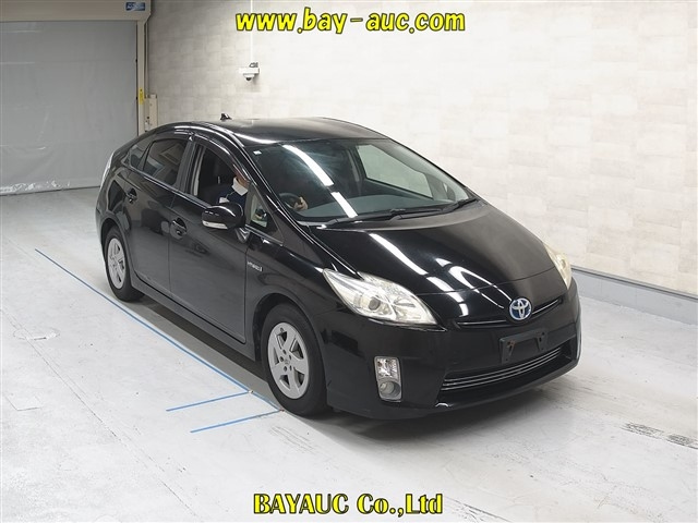 TOYOTA PRIUS 2011