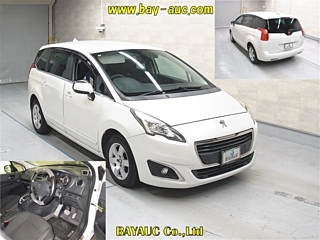 PEUGEOT 5008 2015