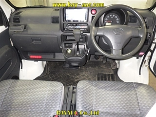 DAIHATSU HIJET VAN 2011