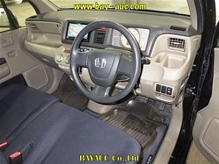 HONDA LIFE 2010