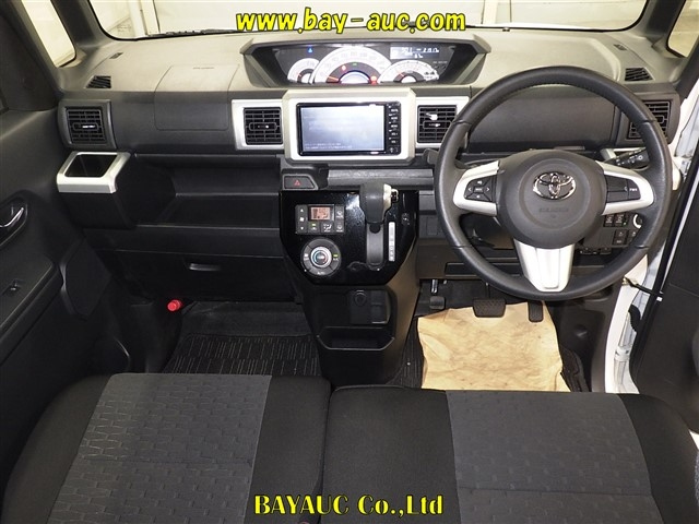 TOYOTA PIXIS MEGA 2022