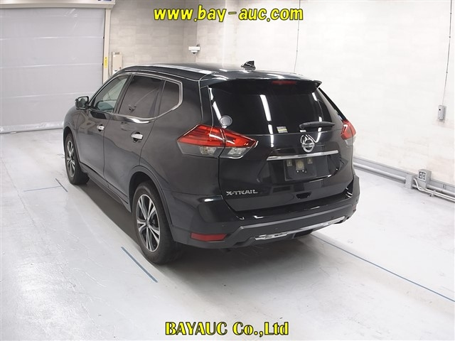 NISSAN X-TRAIL 2018