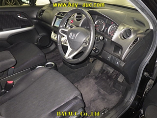 HONDA STREAM 2012