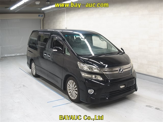 TOYOTA VELLFIRE 2011